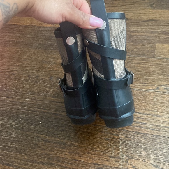 Kids Burberry rain boots - Picture 4 of 4